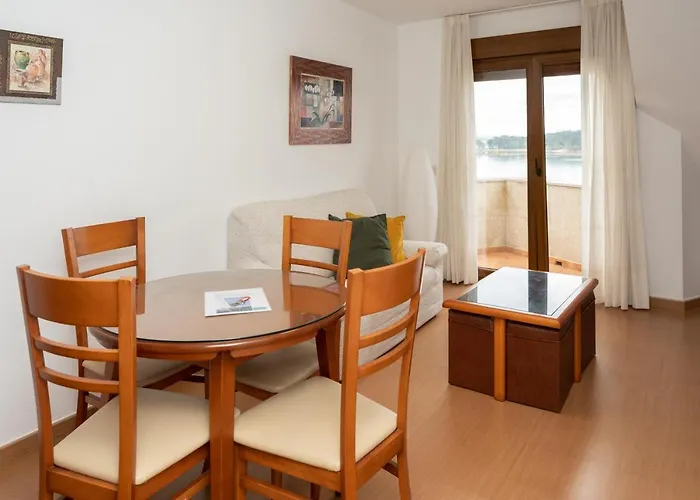 Апартаменты A Laxe